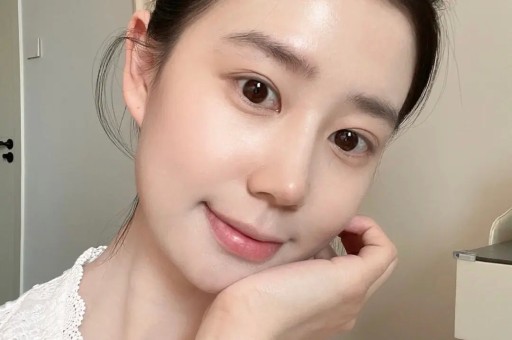 出轨风波1周鹿晗现身范志毅直播间和关晓彤分手传闻只字不提